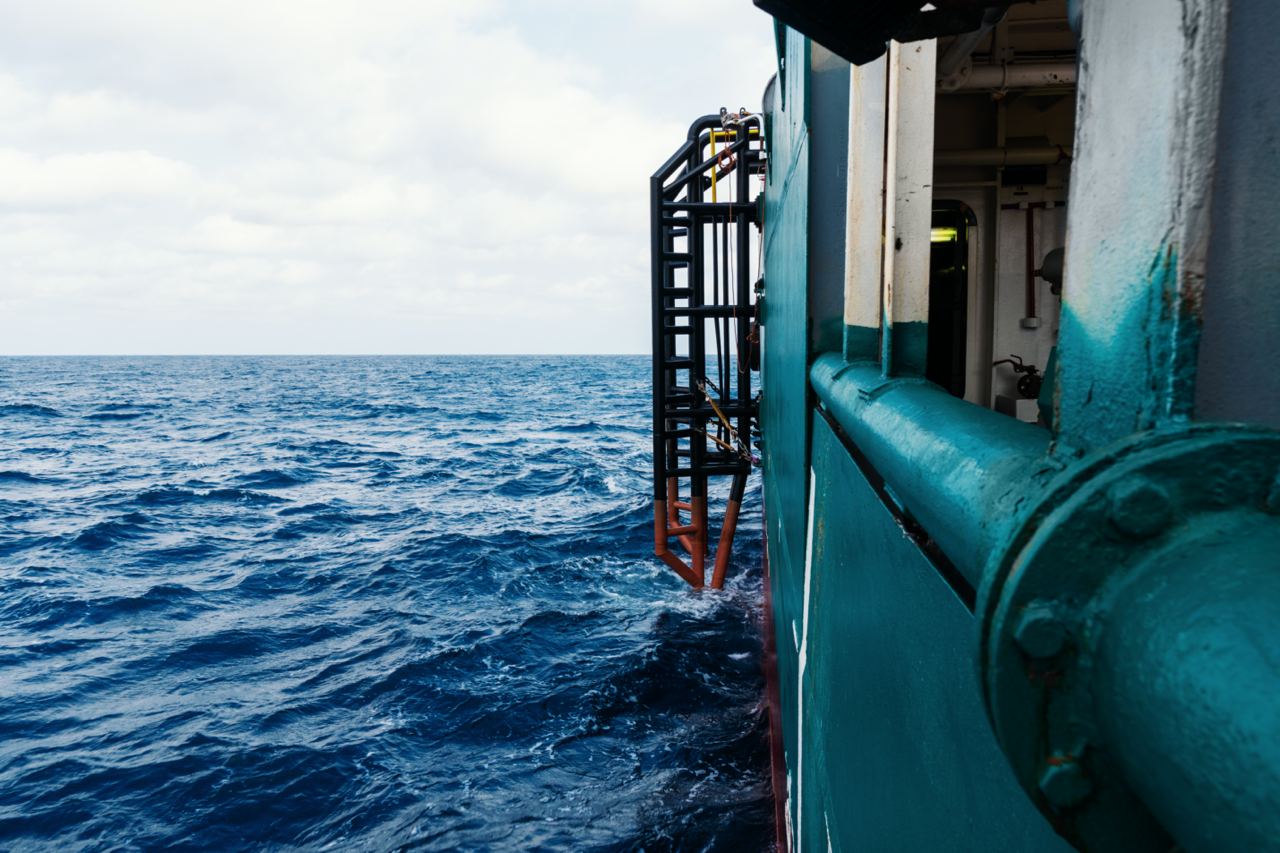 Oil rig in the middle of the ocean