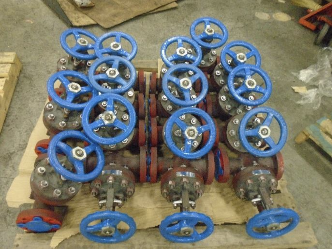 Valves before coating